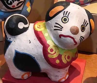 「越前はりぼて屋」さんの張り子たち_飾り犬